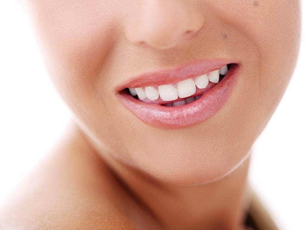Closeup picture of a woman smiling